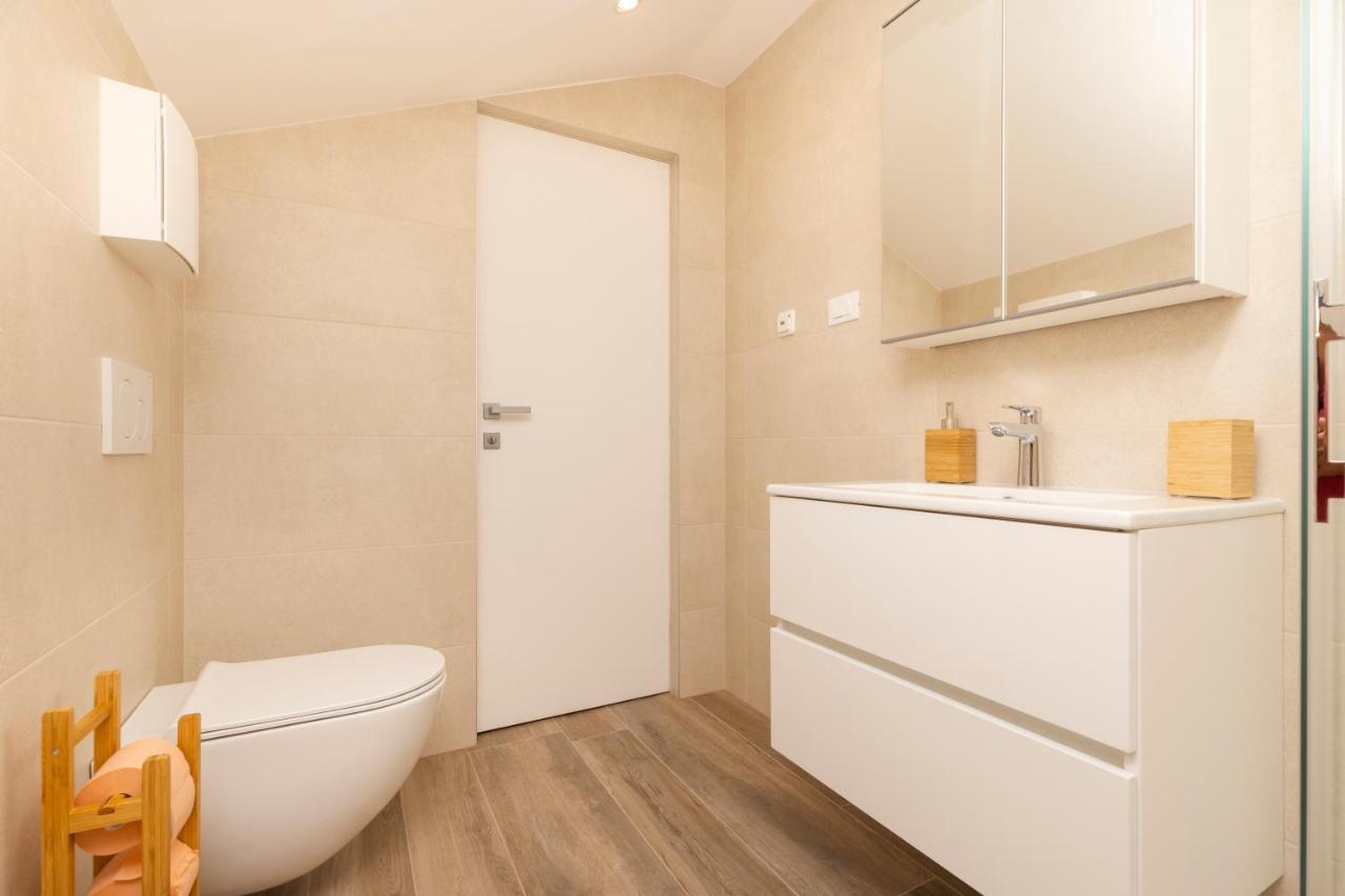 Easy Apartment Mali Losinj Bagian luar foto